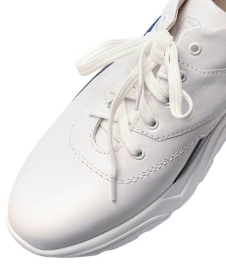 МУЖСКИЕ КРОССОВКИ НАТУРАЛЬНАЯ КОЖА  CORVETTO ИТАЛИЯ