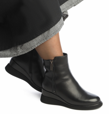 ЖЕНСКИЕ БОТИНКИ НАТУРАЛЬНАЯ КОЖА/ НАТУРАЛЬНЫЙ МЕХ GUGU ГЕРМАНИЯ