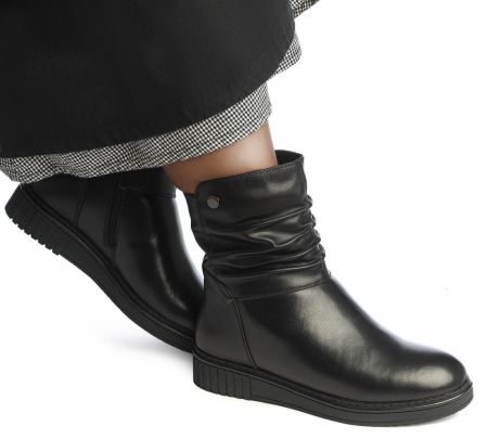 ЖЕНСКИЕ САПОГИ НАТУРАЛЬНАЯ КОЖА /НАТУРАЛЬНЫЙ МЕХ GUGU ГЕРМАНИЯ