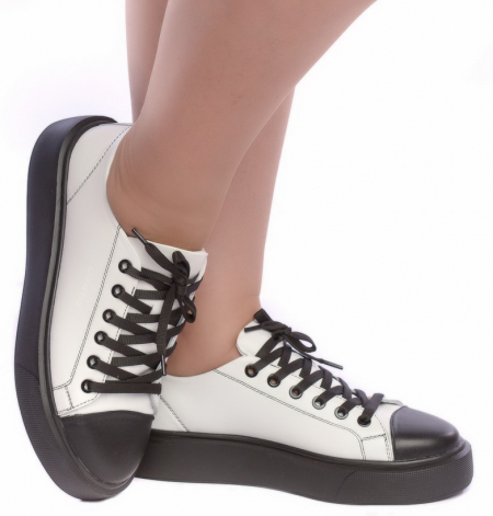 ЖЕНСКИЕ КРОССОВКИ НАТУРАЛЬНАЯ КОЖА CORVETTO ИТАЛИЯ