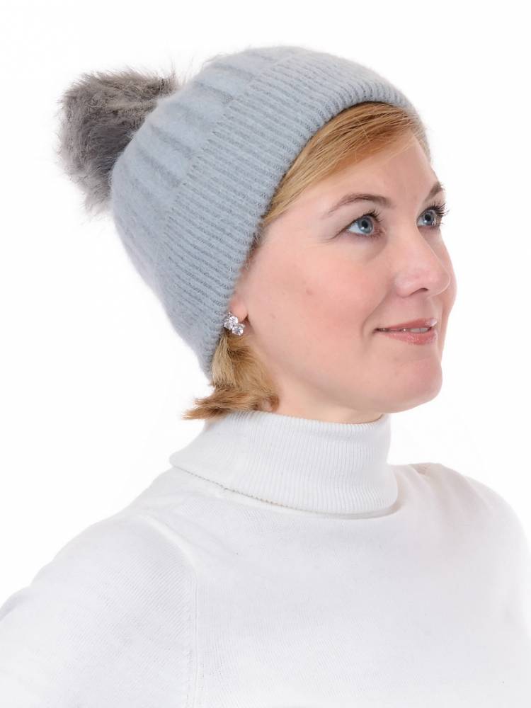 шапка женская с меховым помпоном (ангора)