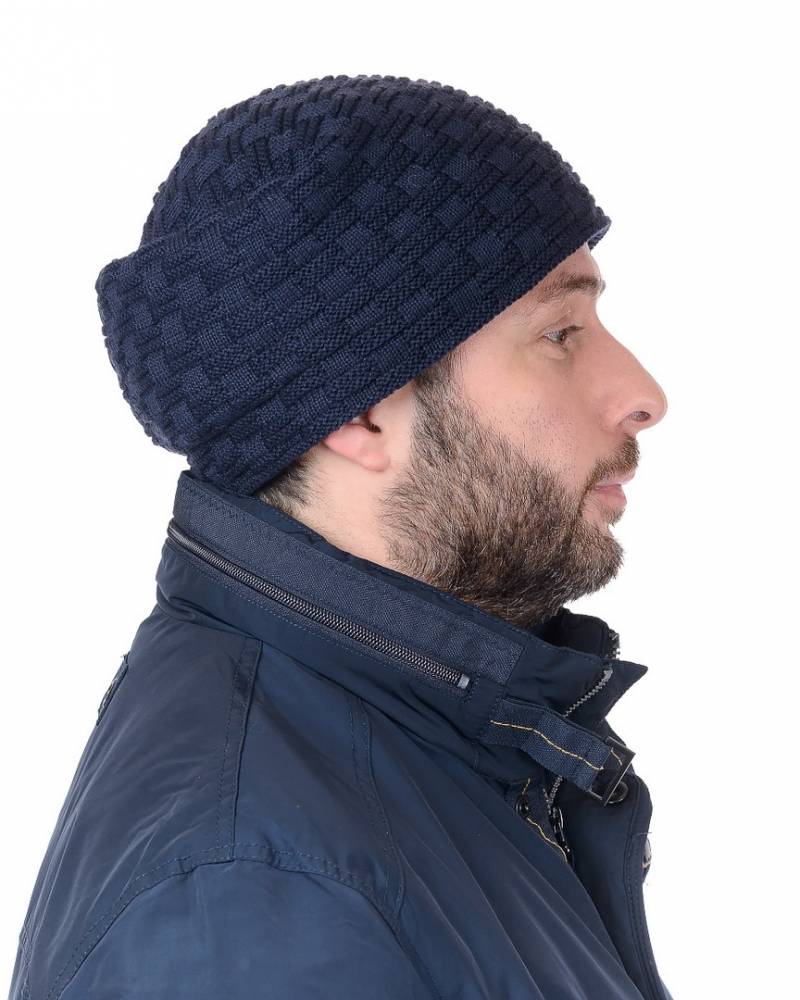 мужская шапка с утеплением / мех