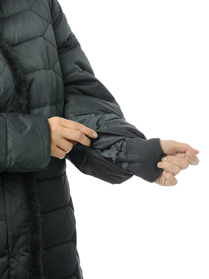 женское пальто большой размер на холлофайбере / мех норка